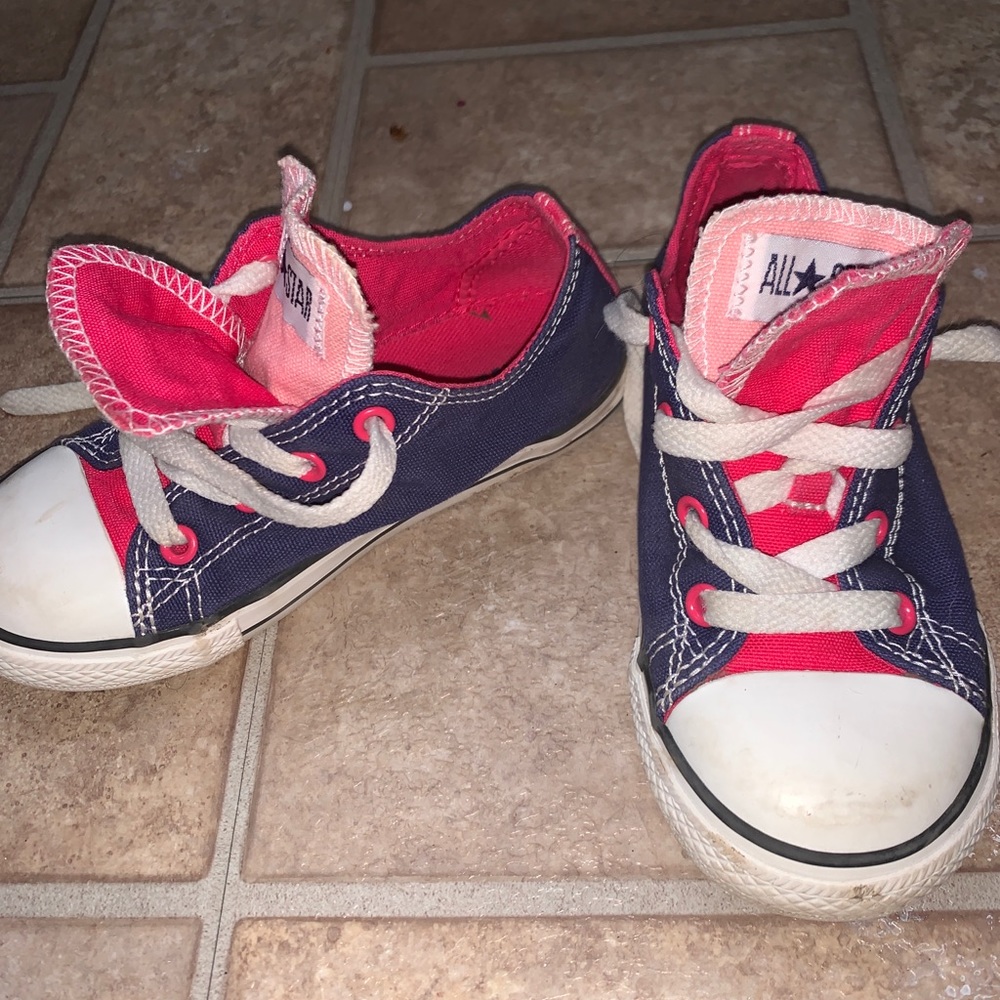 Girls Converse
